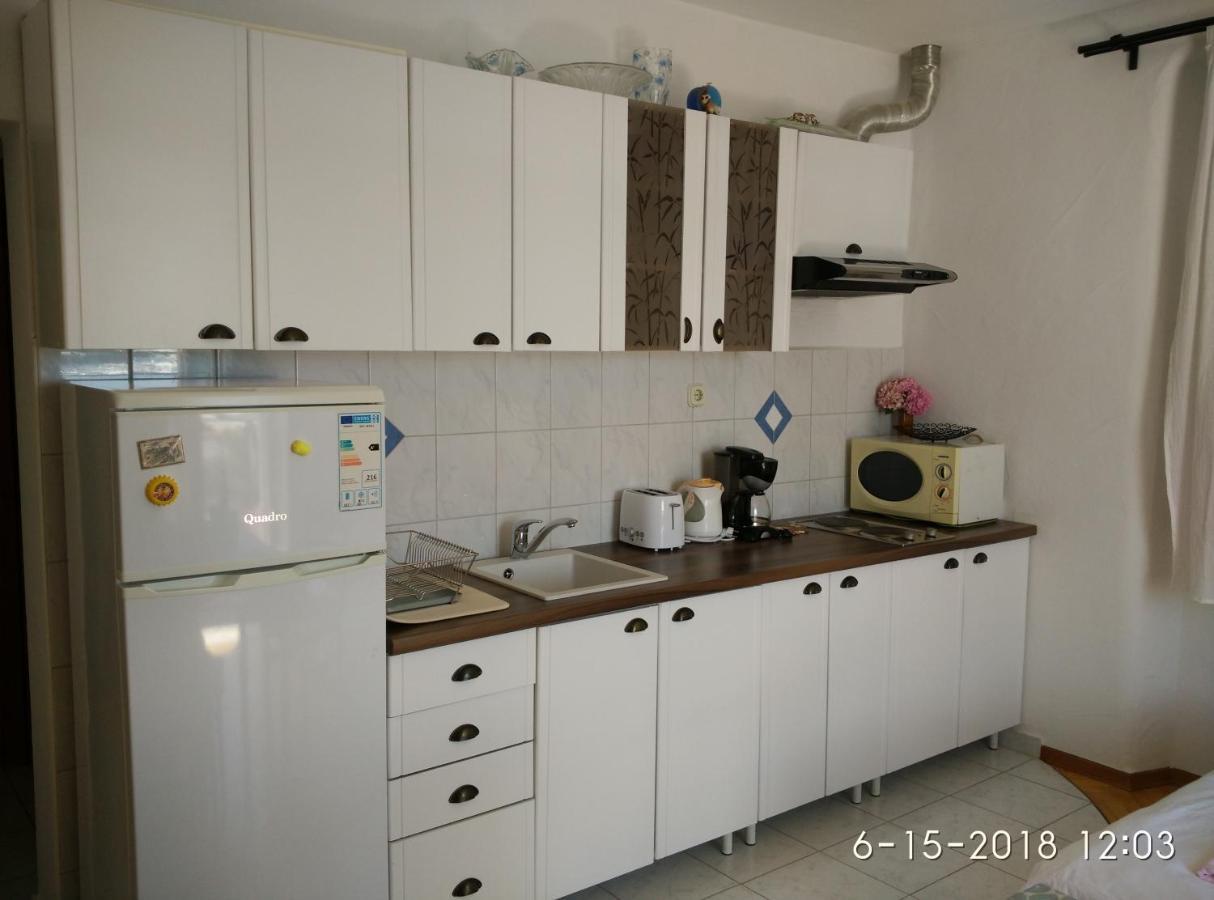 Apartments Gina Trogir Eksteriør billede