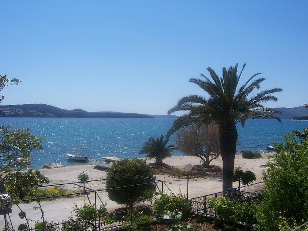 Apartments Gina Trogir Eksteriør billede
