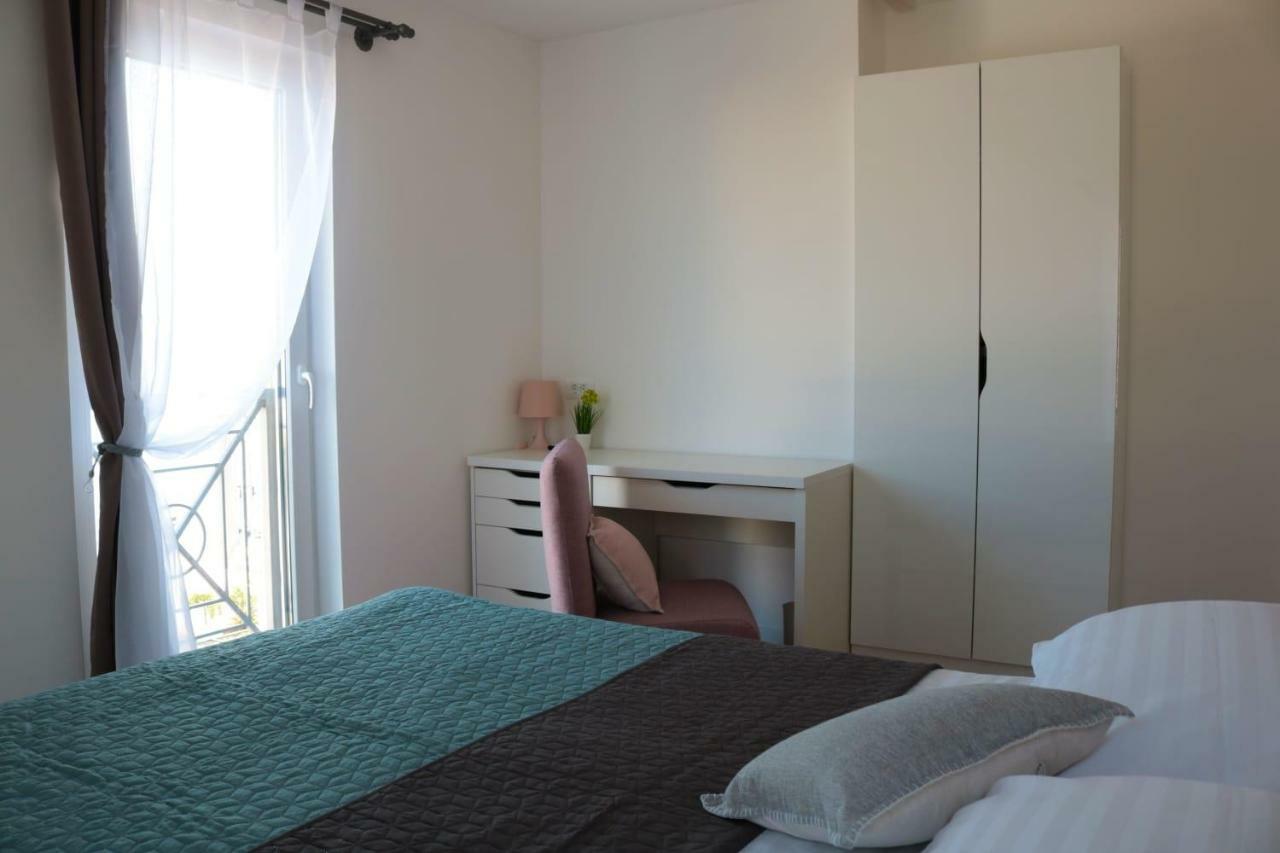 Apartments Gina Trogir Eksteriør billede